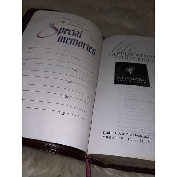 LIFE APPLICATION STUDY BIBLE NEW LIVING TRANSLATION NLT Leather Cover Tyndale - Picture 16 of 16